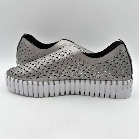 IIse Jacobsen Tulip PU0010 Slip-On Loafer Size US 10 EU 40 Grey Metallic GUC - Picture 7 of 14